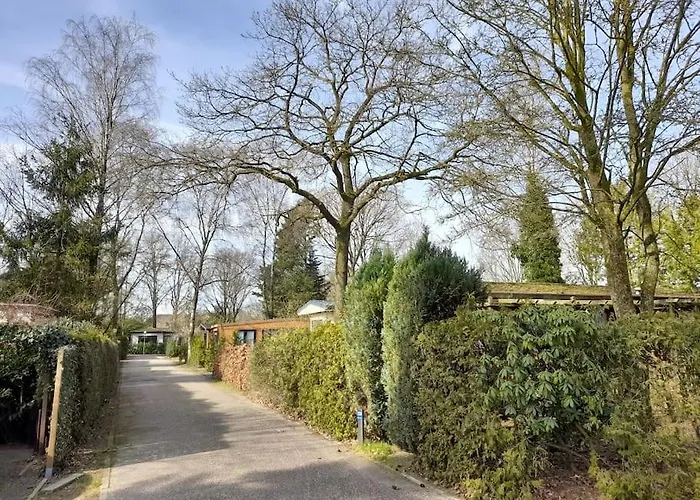 Gezellig Ingerichte Blokhut Op Rustig Park! شاليه *
