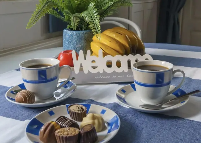 Gezellig Ingerichte Blokhut Op Rustig Park! شاليه بوتِنْ