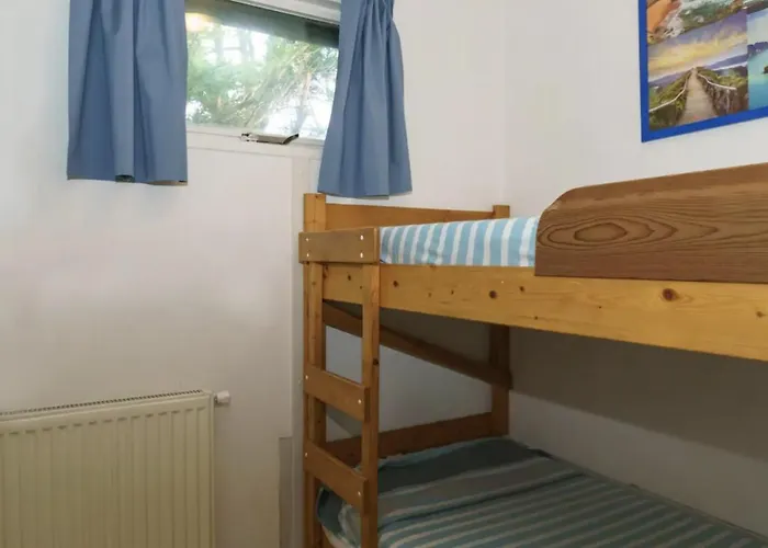 شاليه Gezellig Ingerichte Blokhut Op Rustig Park! بوتِنْ