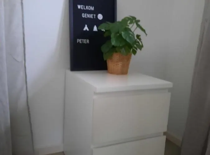 Gezellig Ingerichte Blokhut Op Rustig Park! شاليه *